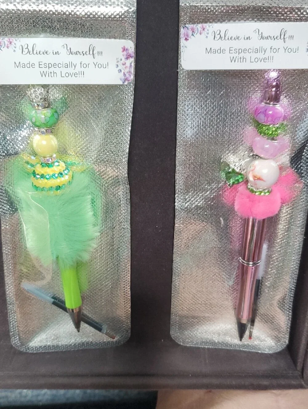 Beaded Decorative Ballpoint Pen - Red and Pink  REASONABLE OFFER ACCEPTED